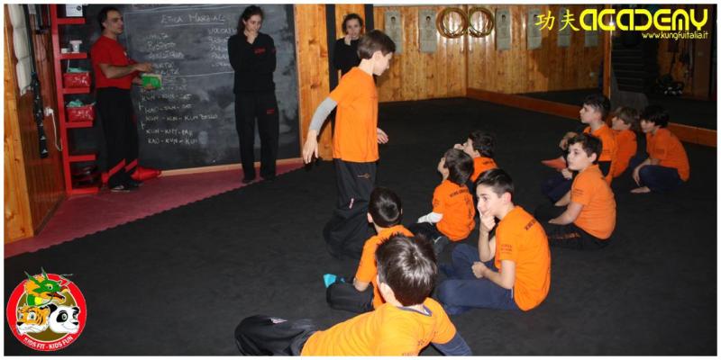 Kung Fu Academy Caserta di Sifu Mezzone Wing Chun Tjun, Ving Tsun Kung Fu Bambini difesa personale Accademia nazionale Italia scuola di taiji sanda chi kung www.kungfuitalia.i (2)